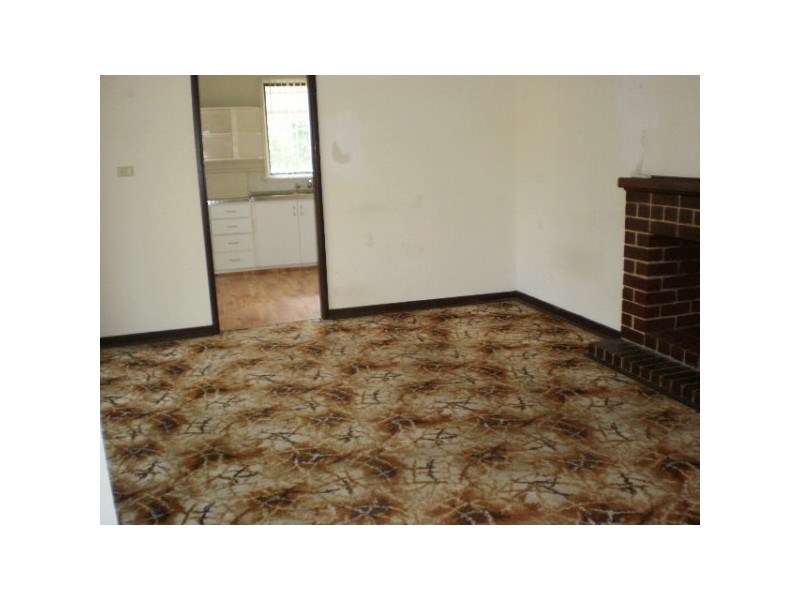 37 Crowther Street, Beachlands WA 6530