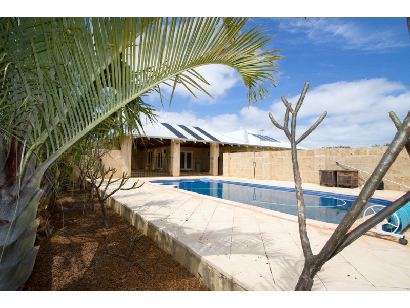 6 Rustic Court, Strathalbyn WA 6530