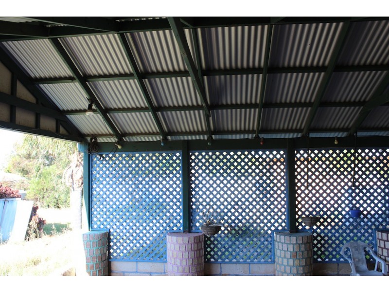 11 Naomi Way, Karloo WA 6530