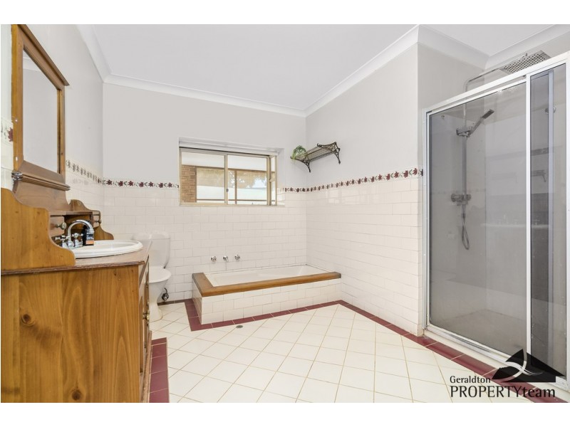 463 Alexander Drive, Glenfield WA 6532
