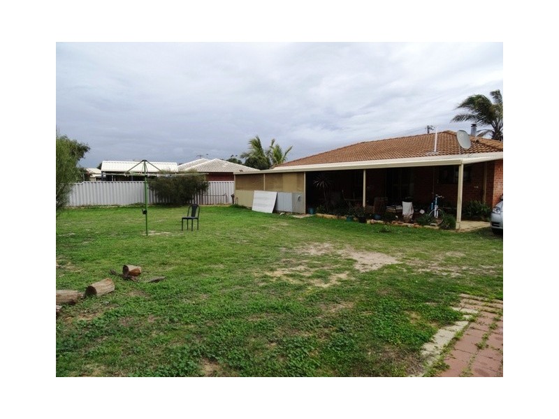 10 Astron Place, Waggrakine WA 6530