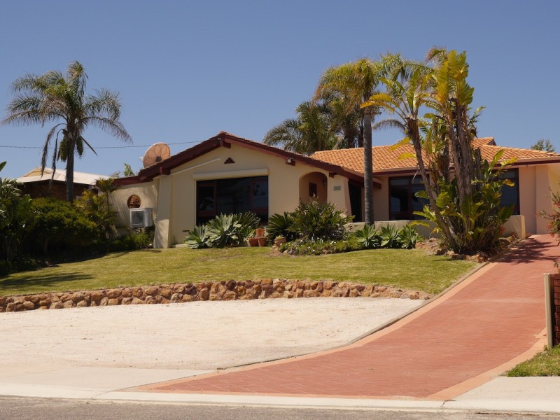 33 Bayview Street, Mount Tarcoola WA 6530