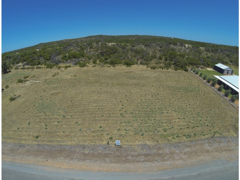 133 Brennand Road, Dongara WA 6525