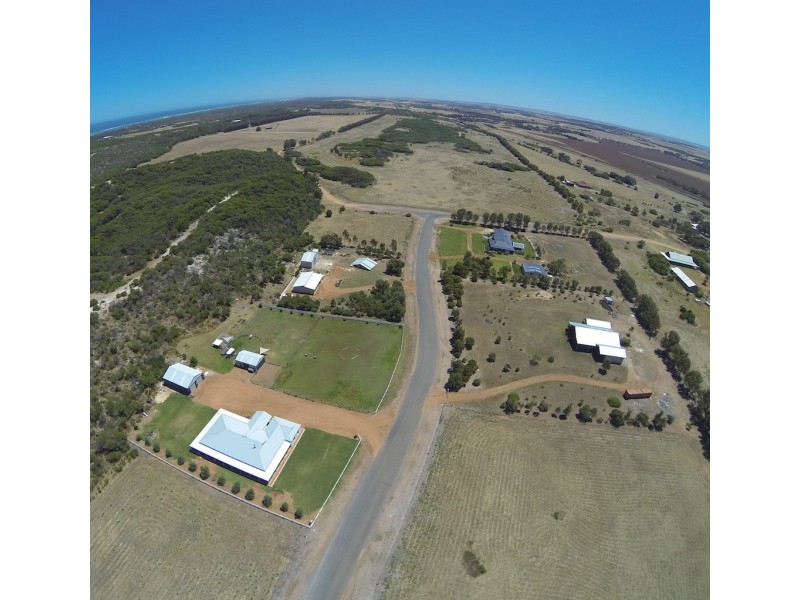 133 Brennand Road, Dongara WA 6525