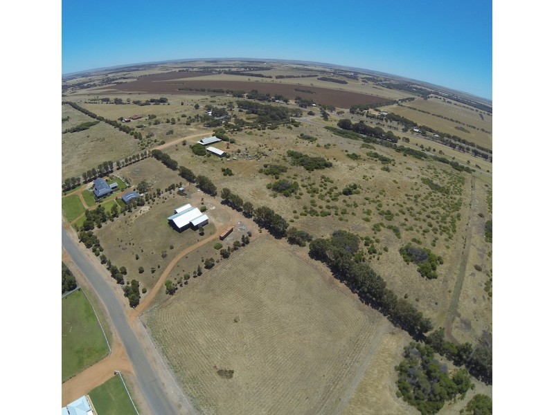 133 Brennand Road, Dongara WA 6525