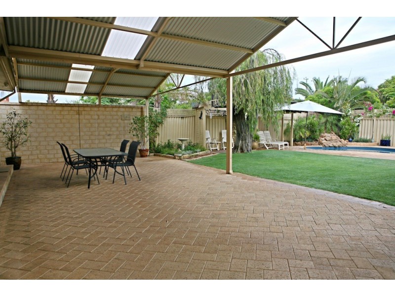 16 Askew Road, Geraldton WA 6530