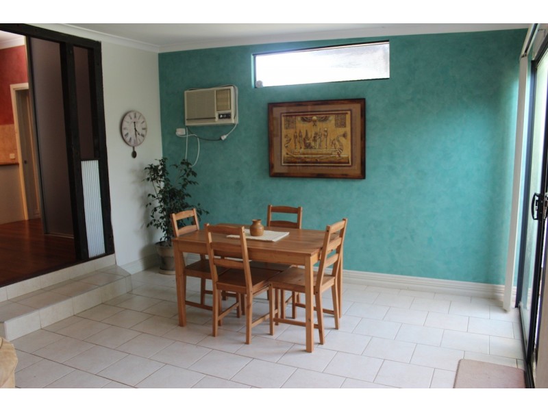 16 Whitfield Street, Beachlands WA 6530