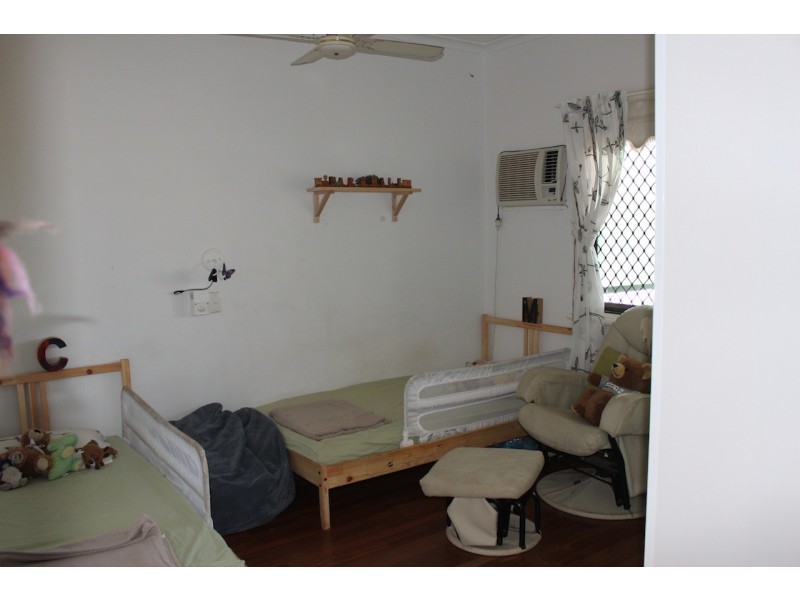 16 Whitfield Street, Beachlands WA 6530