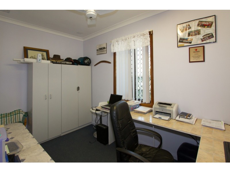 27 Felicia Street, Rangeway WA 6530