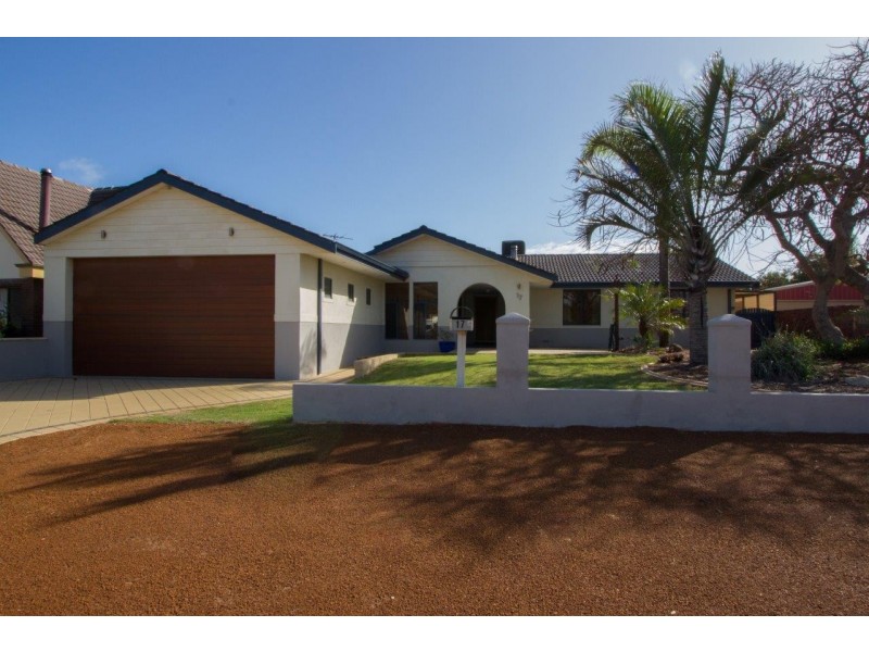17 Bosley Street, Sunset Beach WA 6530