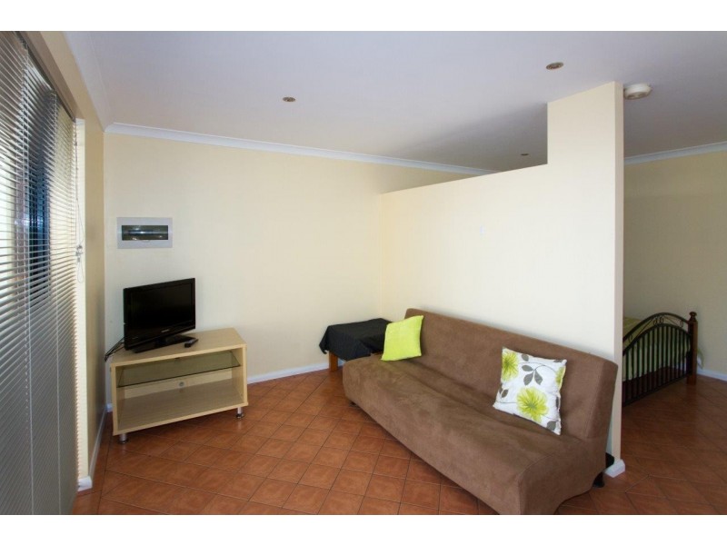 17 Bosley Street, Sunset Beach WA 6530