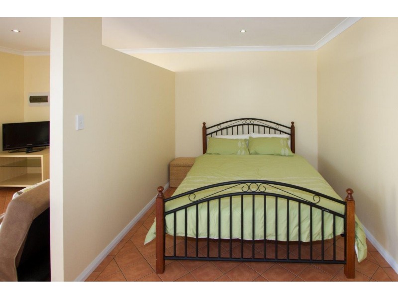 17 Bosley Street, Sunset Beach WA 6530