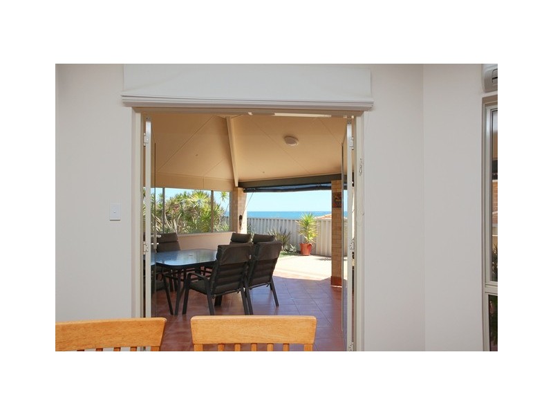 12 Conch Rise, Wandina WA 6530