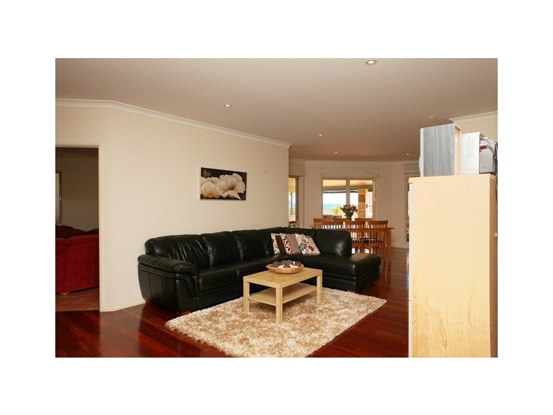 12 Conch Rise, Wandina WA 6530