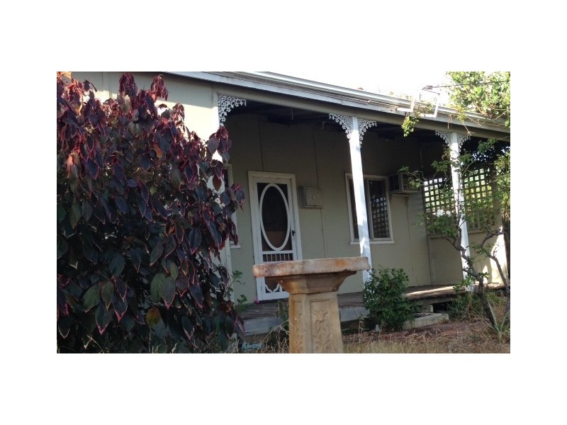 245 Third Street, Wonthella WA 6530