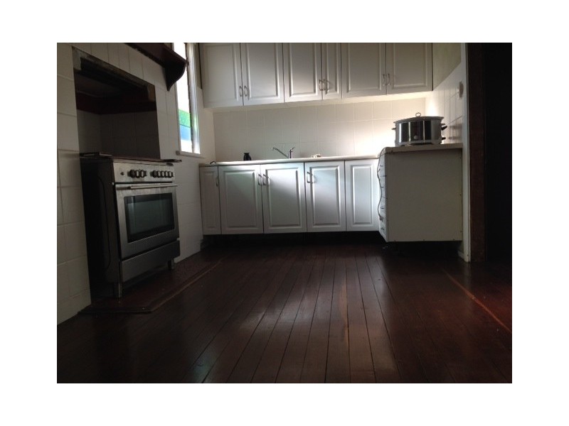 245 Third Street, Wonthella WA 6530