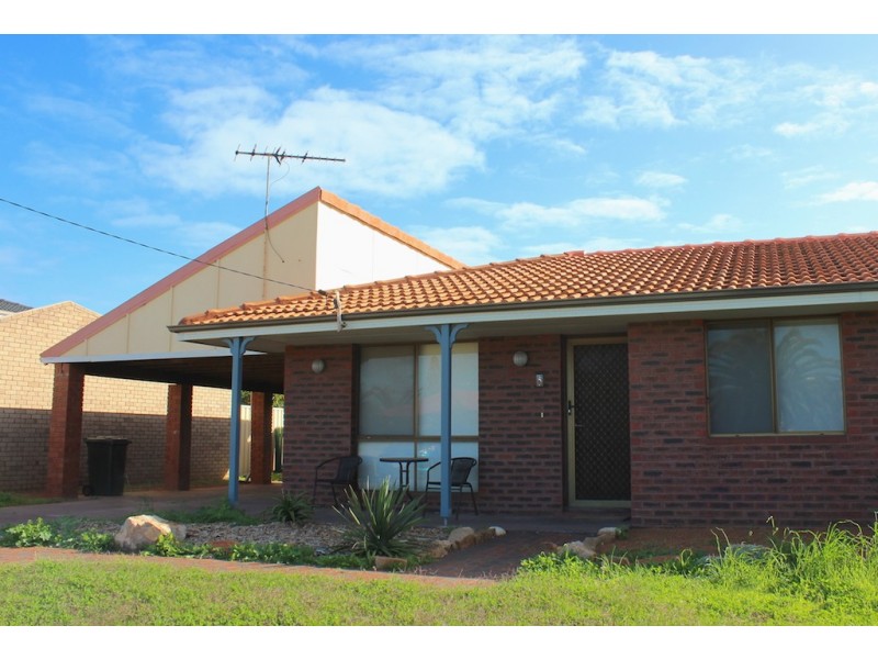 5 Lockyer Road, Tarcoola Beach WA 6530