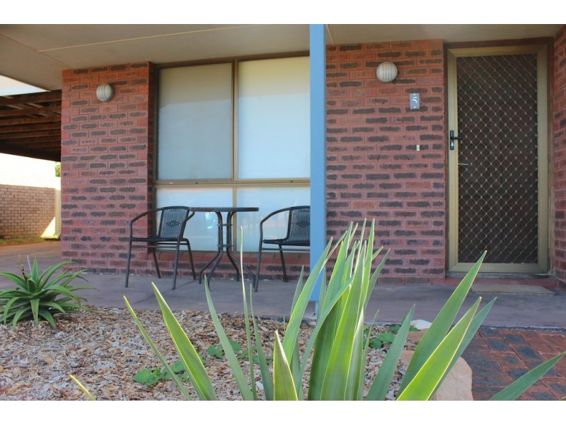 5 Lockyer Road, Tarcoola Beach WA 6530