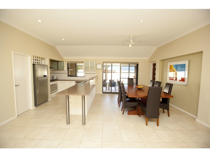 20 Dove Place, Wandina WA 6530