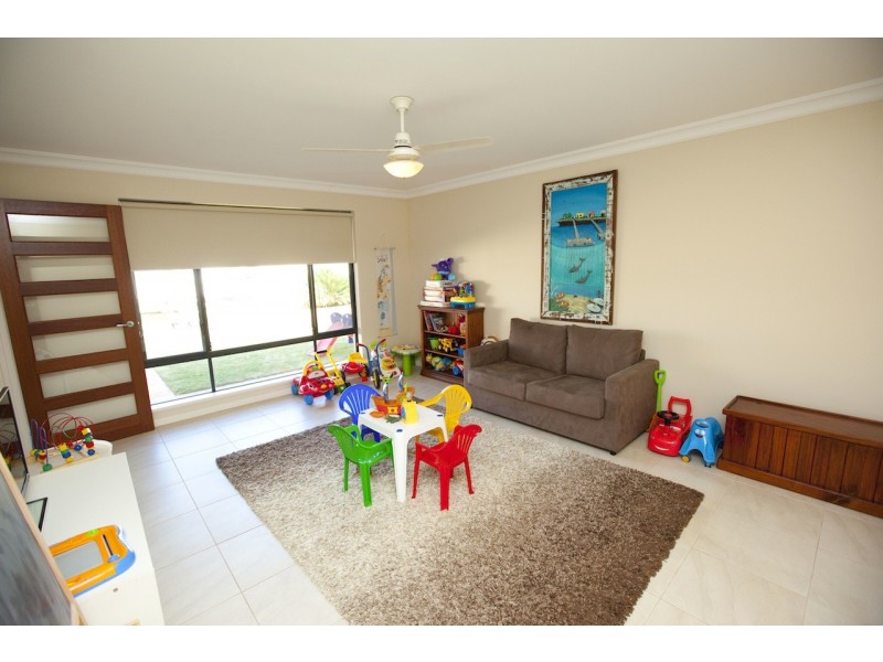 20 Dove Place, Wandina WA 6530