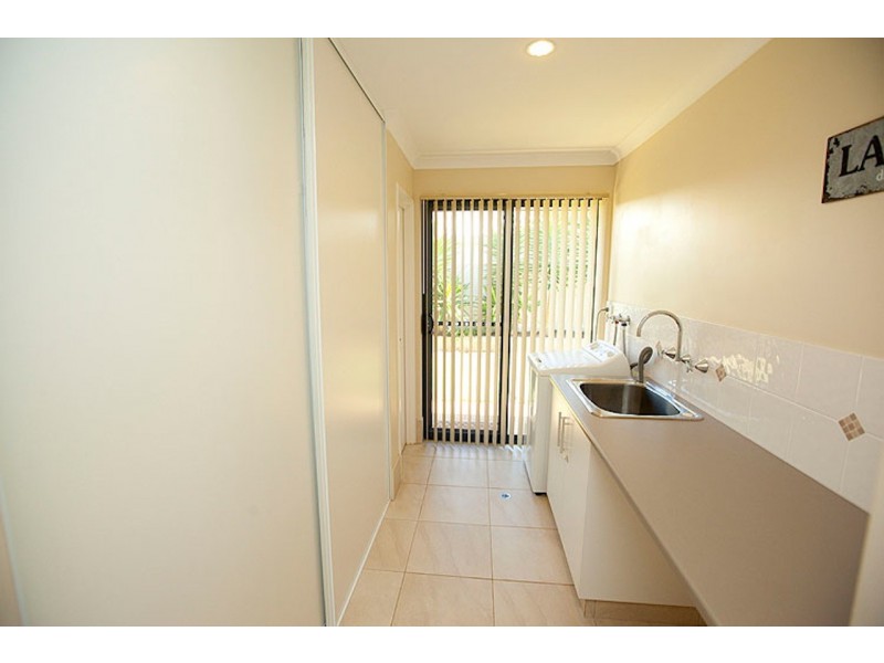 20 Dove Place, Wandina WA 6530