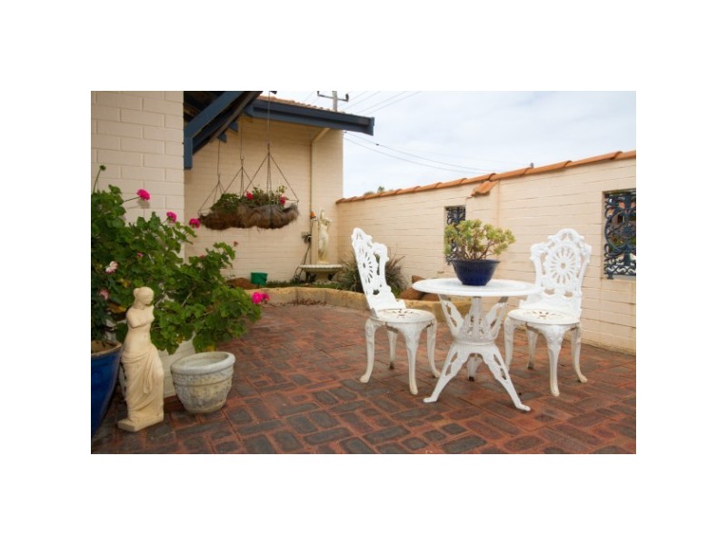 31 Maidstone Street, Mount Tarcoola WA 6530