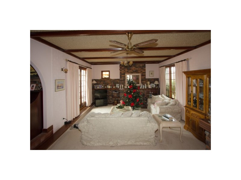 31 Maidstone Street, Mount Tarcoola WA 6530