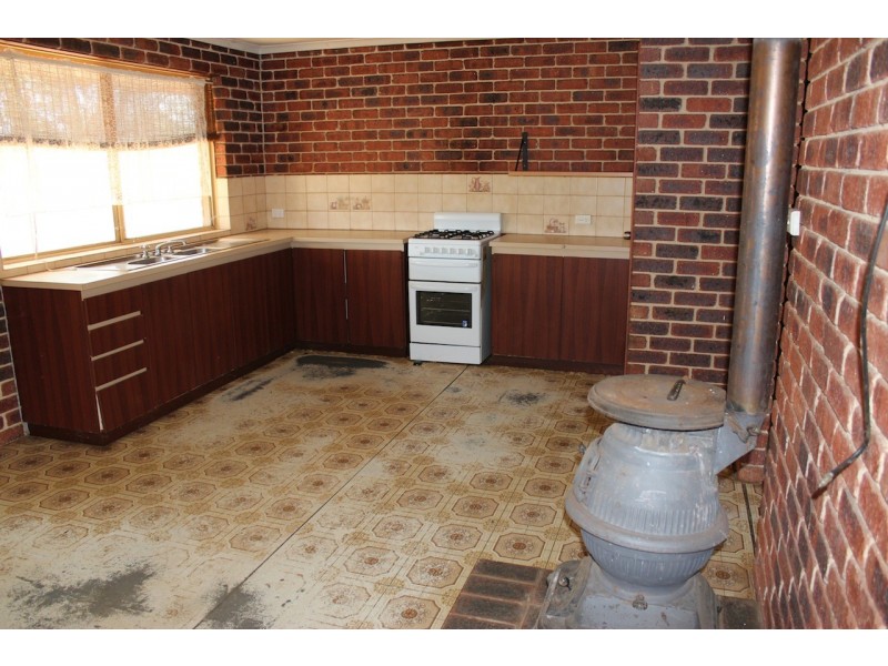 10 Padbury Road, Walkaway WA 6528