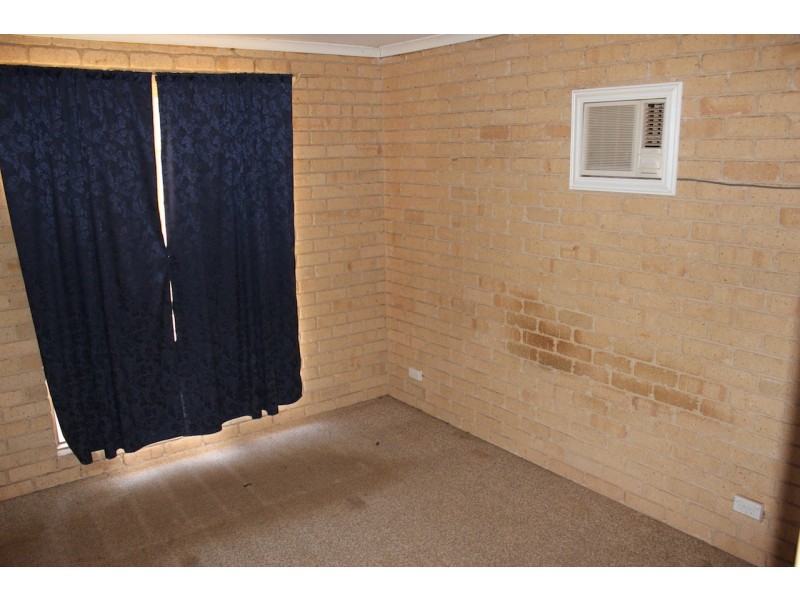 10 Padbury Road, Walkaway WA 6528