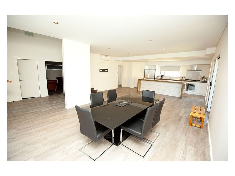 52 Columbus Boulevard, Wandina WA 6530