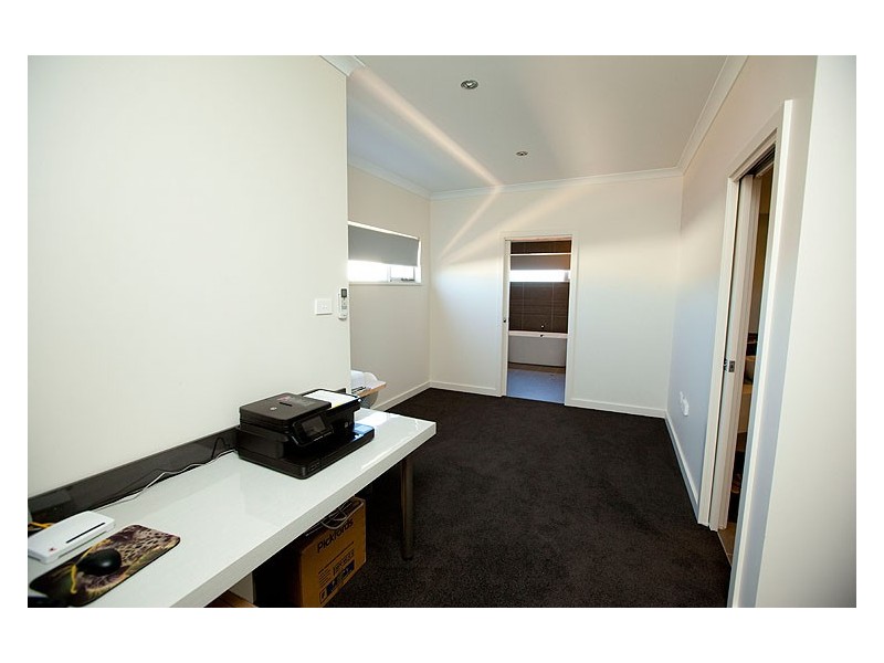 52 Columbus Boulevard, Wandina WA 6530