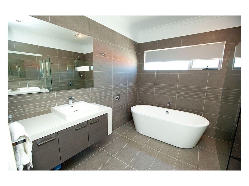 52 Columbus Boulevard, Wandina WA 6530