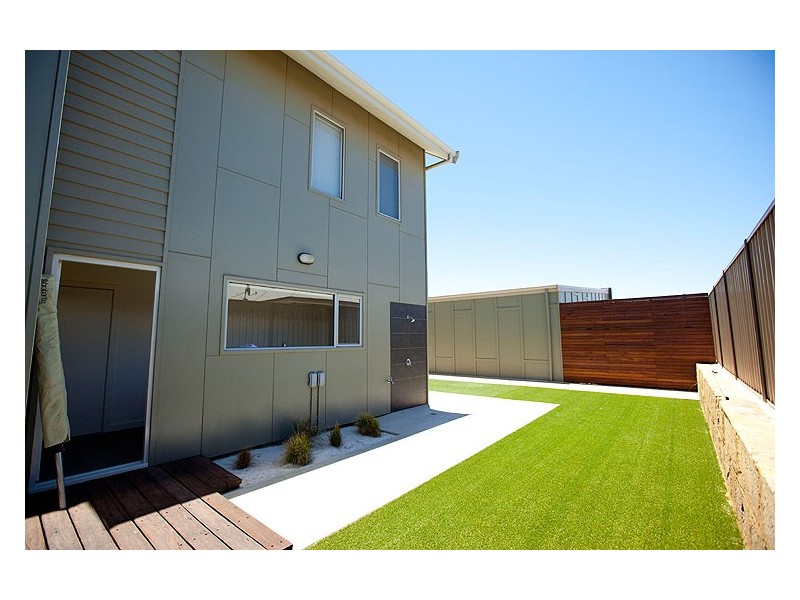 52 Columbus Boulevard, Wandina WA 6530