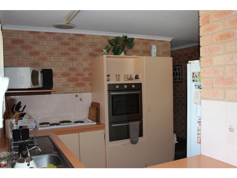 13 Falmouth Close, Tarcoola Beach WA 6530