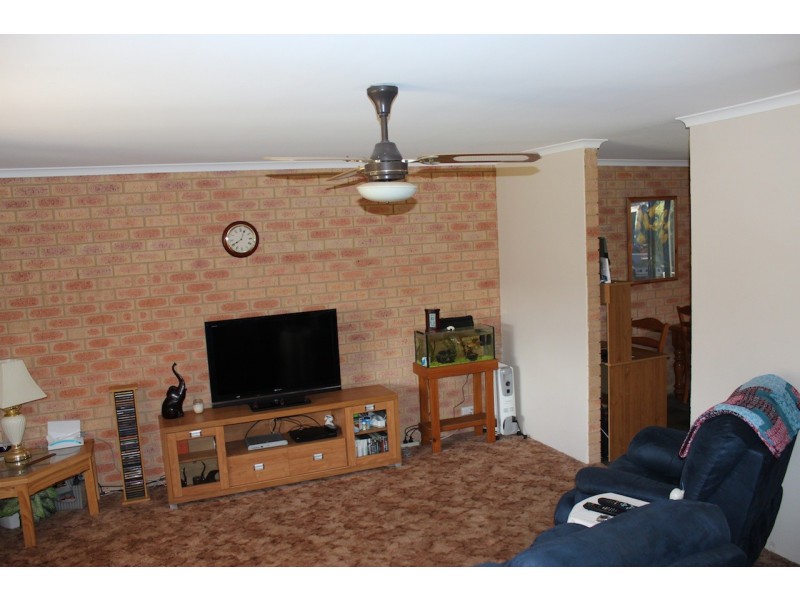 13 Falmouth Close, Tarcoola Beach WA 6530