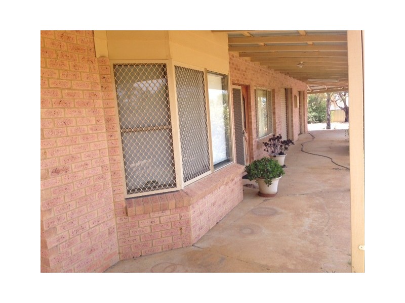 44 Sunnybanks Drive, Strathalbyn WA 6530