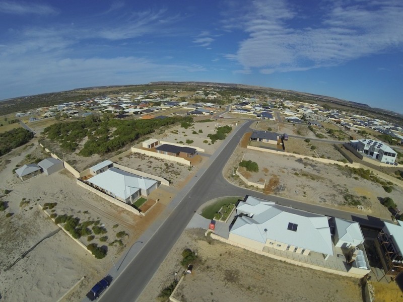 73 Whitehill Road, Drummond Cove WA 6532