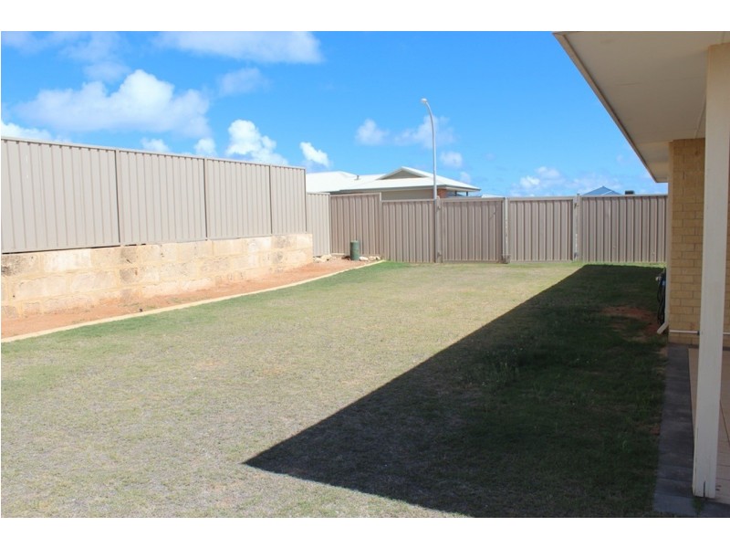 22 Piave Street, Wandina WA 6530