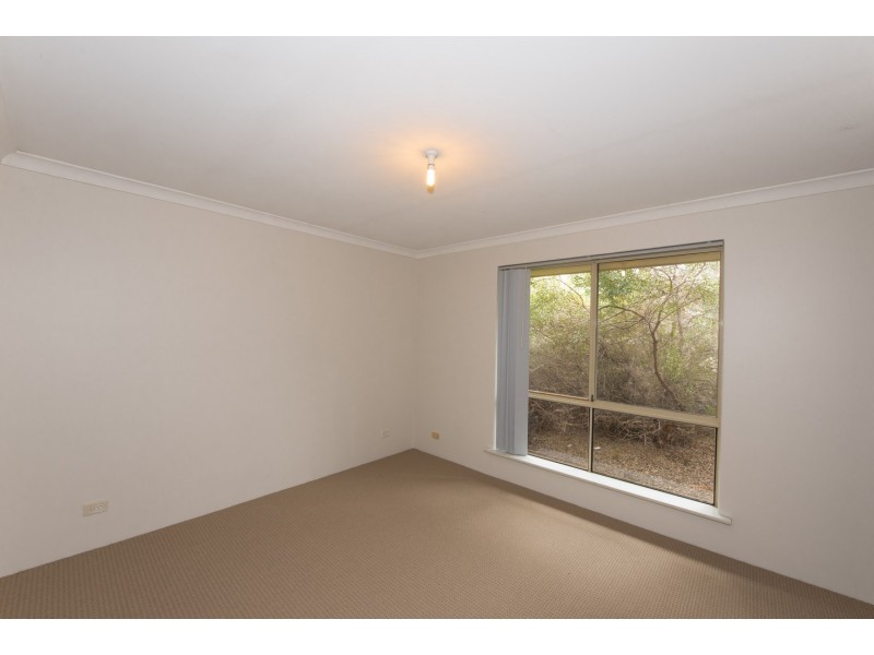 7/4 McDermott Avenue, Wandina WA 6530