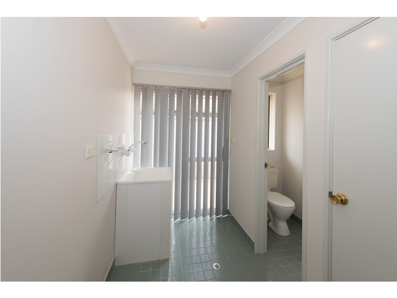 7/4 McDermott Avenue, Wandina WA 6530