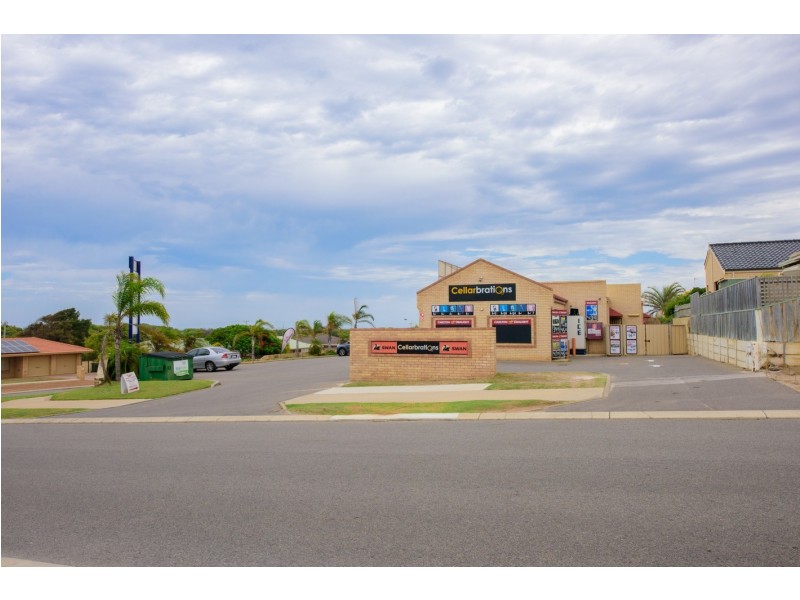 7/4 McDermott Avenue, Wandina WA 6530