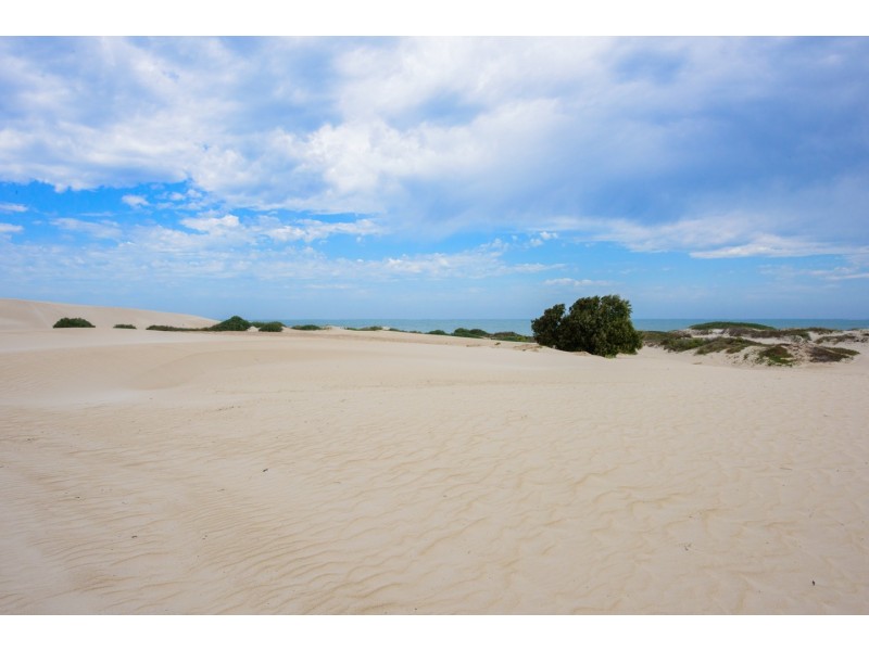 7/4 McDermott Avenue, Wandina WA 6530