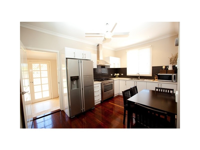 14 Crowther Street, Beachlands WA 6530