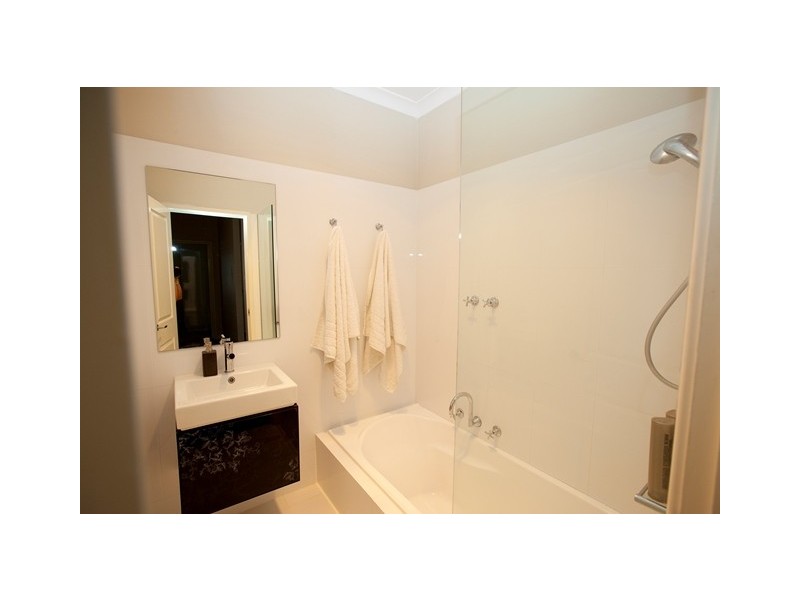 14 Crowther Street, Beachlands WA 6530