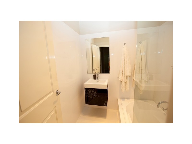 14 Crowther Street, Beachlands WA 6530