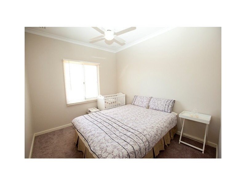 14 Crowther Street, Beachlands WA 6530