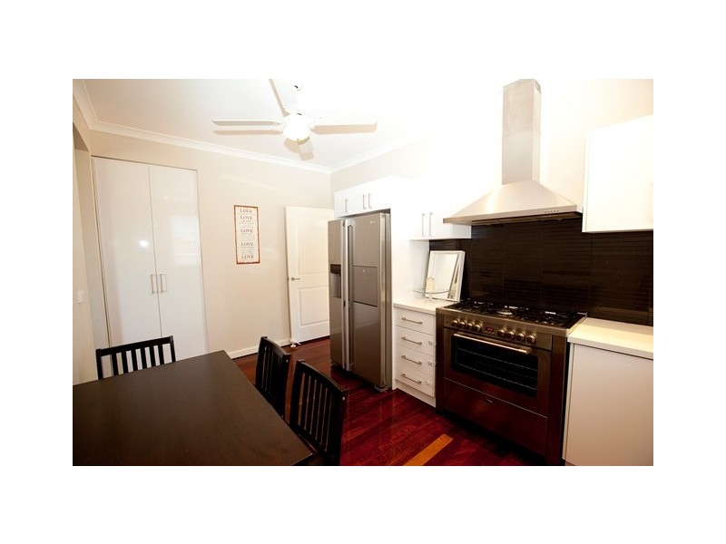 14 Crowther Street, Beachlands WA 6530