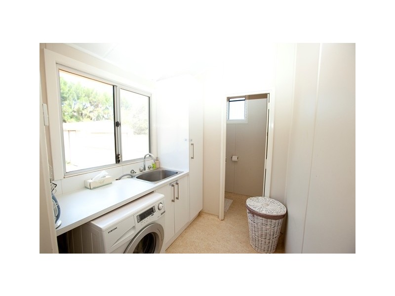 14 Crowther Street, Beachlands WA 6530