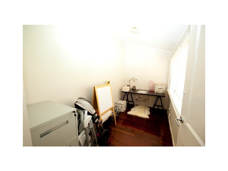 14 Crowther Street, Beachlands WA 6530