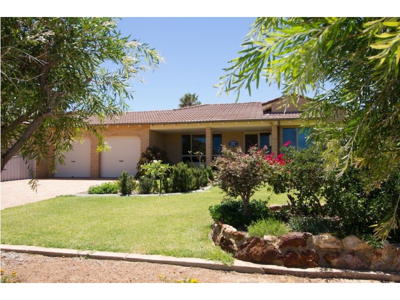 57 Bayview Street, Mount Tarcoola WA 6530